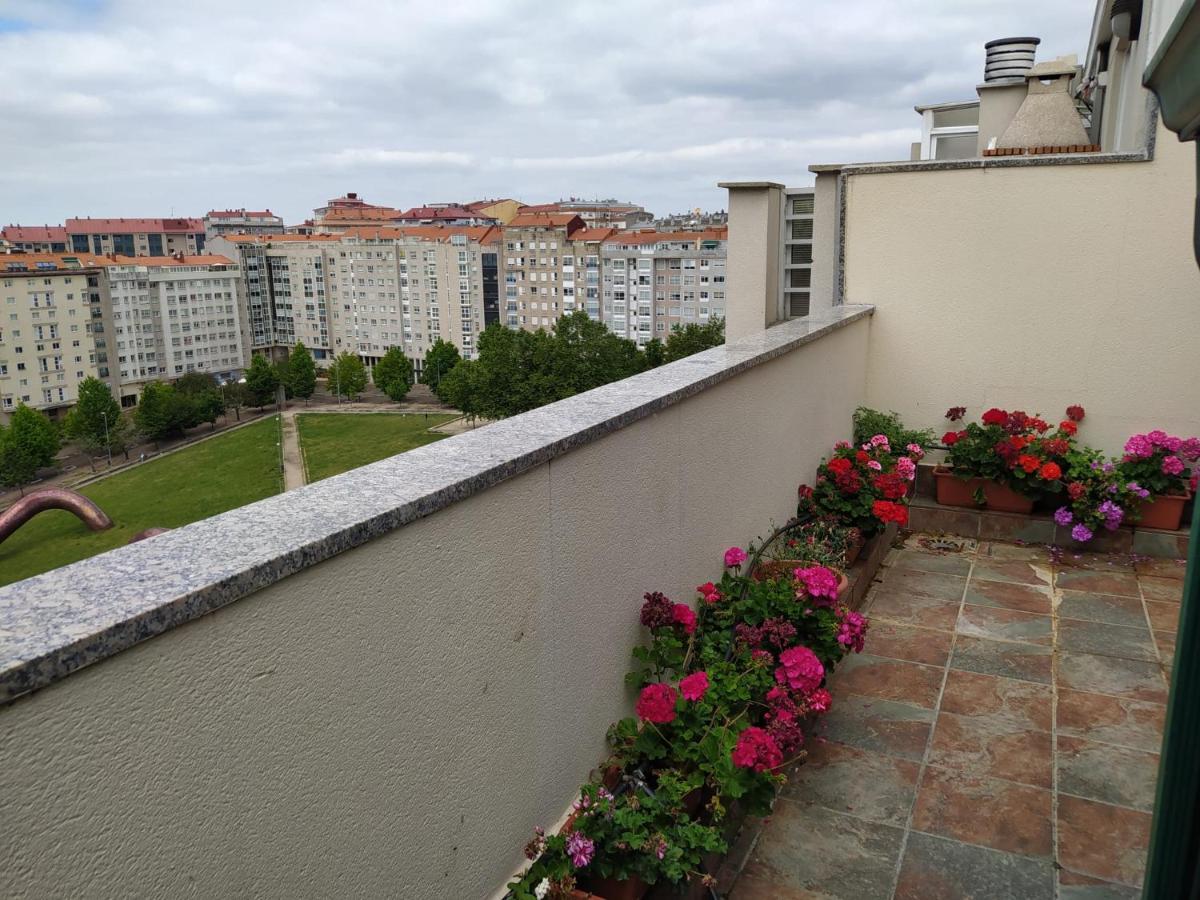 Duplex Amplio,Parking Wifi, 2 Terrazas, Bien Conectado Con Playas, Zona Segura Apartment Vigo Exterior photo