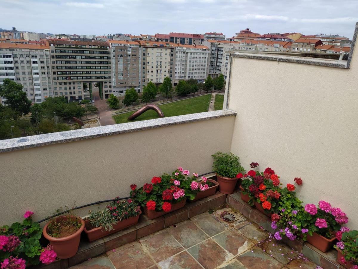 Duplex Amplio,Parking Wifi, 2 Terrazas, Bien Conectado Con Playas, Zona Segura Apartment Vigo Exterior photo